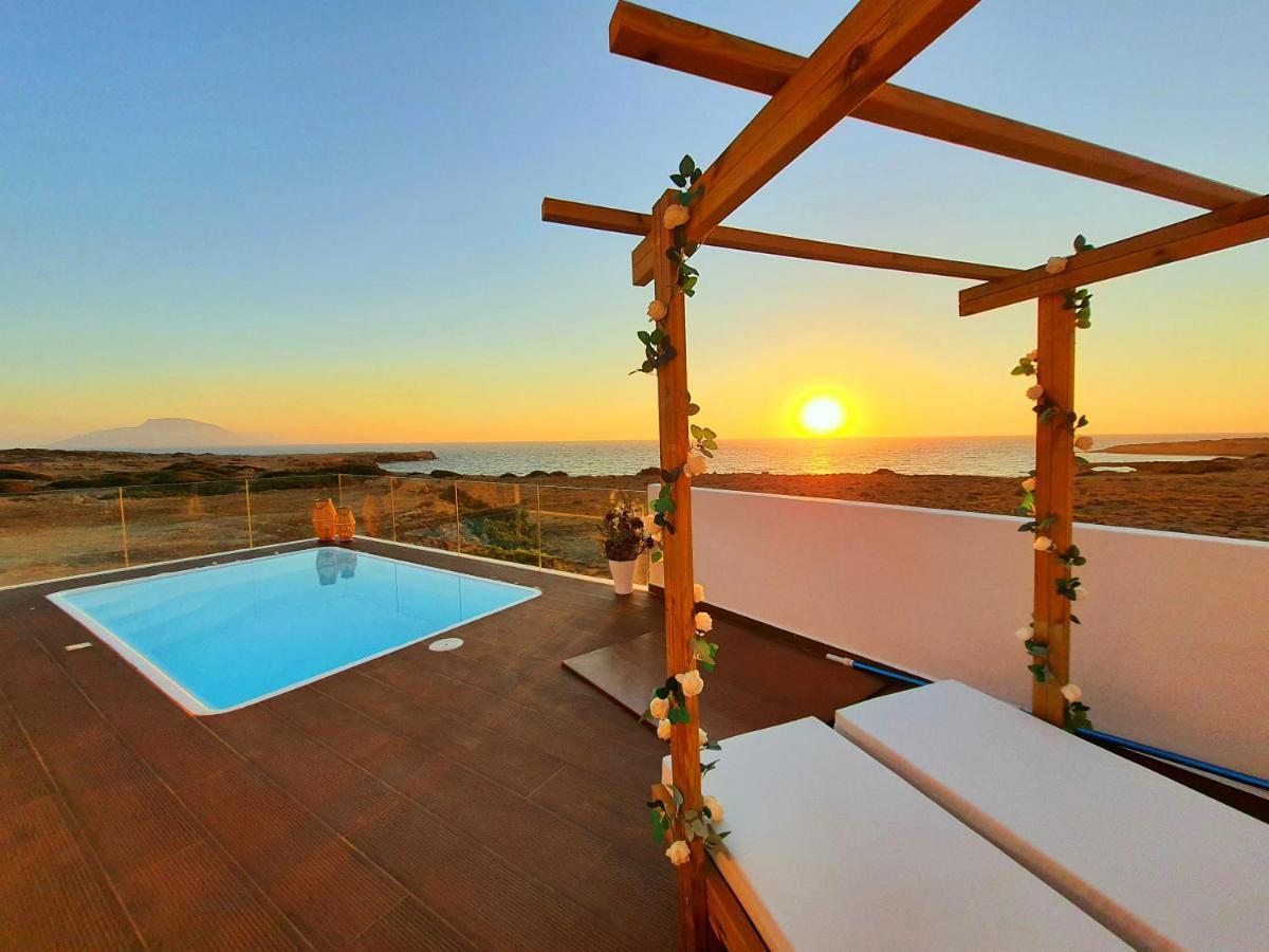 Tramonto Luxury Villa No1- Breathtaking Sunset View Foiníkion Exteriör bild
