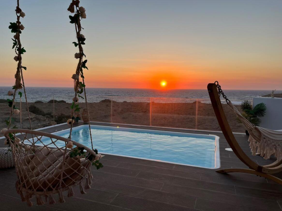 Tramonto Luxury Villa No1- Breathtaking Sunset View Foiníkion Exteriör bild